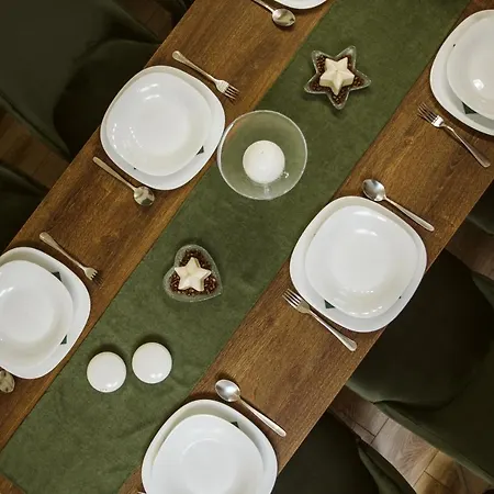 Vively Lux - & Spacious With Balcony And Free Wifi *