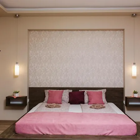 Vively Lux - & Spacious With Balcony And Free Wifi Apartmán Subotica