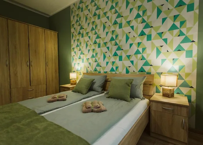 Vively Lux - & Spacious With Balcony And Free Wifi * سوبوتيتْسا