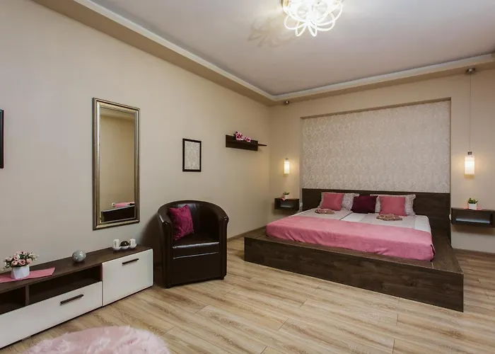 شقة Vively Lux - & Spacious With Balcony And Free Wifi سوبوتيتْسا